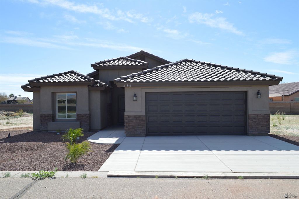 27341 Red Rock Rd, Wellton, AZ 85356