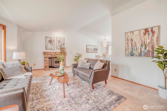 6208 258th Avenue NE, Redmond, WA 98053