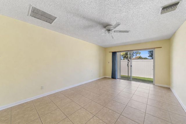 5197 Rosen Boulevard, Boynton Beach, FL 33472