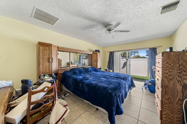 5197 Rosen Boulevard, Boynton Beach, FL 33472