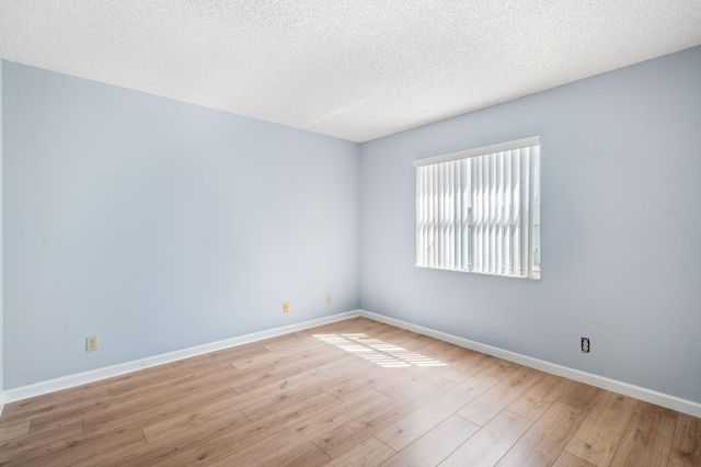 5197 Rosen Boulevard, Boynton Beach, FL 33472