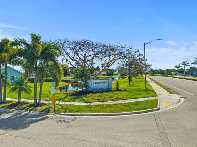 5197 Rosen Boulevard, Boynton Beach, FL 33472