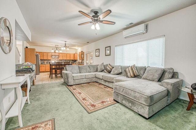 1002 Sequoia Court, Fowler, CA 93625