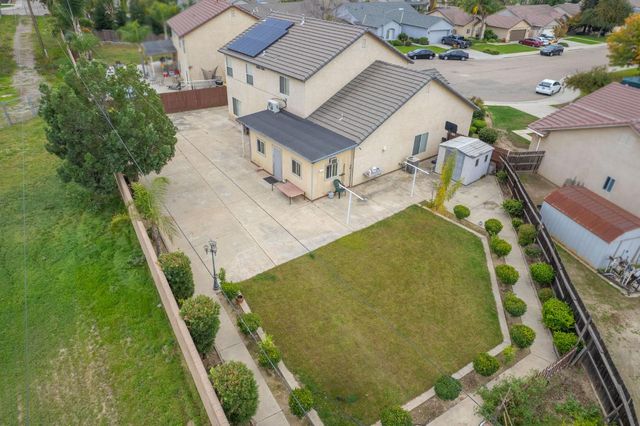 1002 Sequoia Court, Fowler, CA 93625