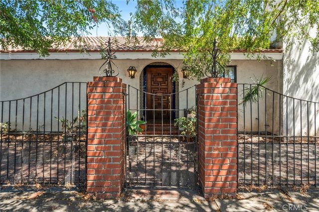 1122 Dominguez, Wilmington, CA 90744