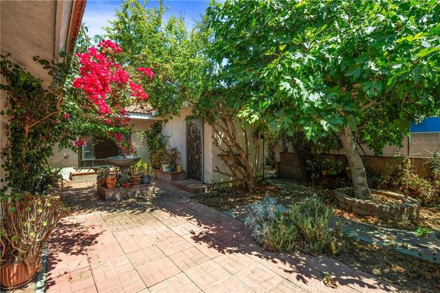 1122 Dominguez, Wilmington, CA 90744
