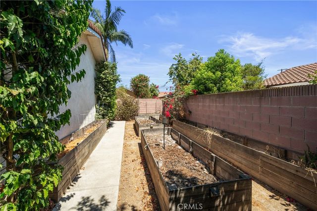 1122 Dominguez, Wilmington, CA 90744
