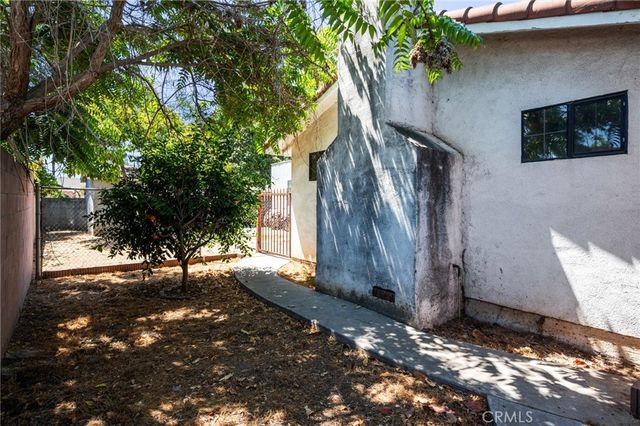 1122 Dominguez, Wilmington, CA 90744
