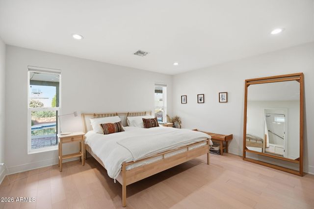 2404 W PAMPA Circle W, Mesa, AZ 85202