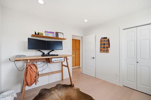 2404 W PAMPA Circle W, Mesa, AZ 85202