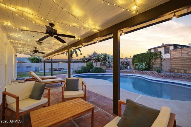 2404 W PAMPA Circle W, Mesa, AZ 85202