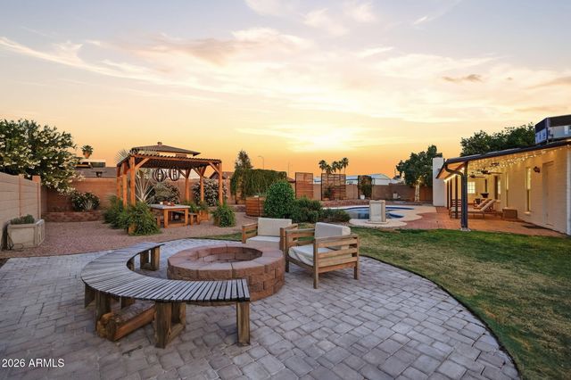 2404 W PAMPA Circle W, Mesa, AZ 85202