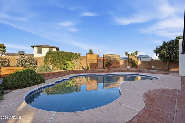 2404 W PAMPA Circle W, Mesa, AZ 85202