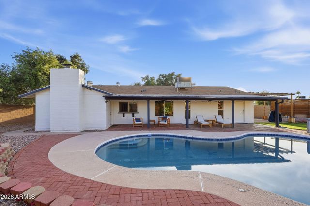 2404 W PAMPA Circle W, Mesa, AZ 85202