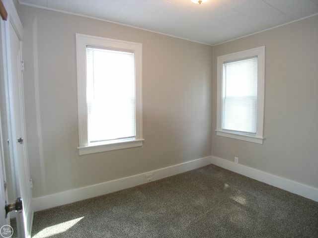 25151 Dodge Street, Roseville, MI 48066