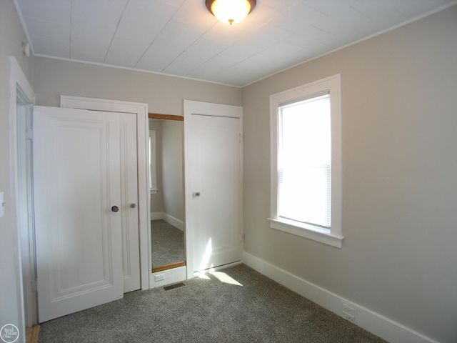 25151 Dodge Street, Roseville, MI 48066
