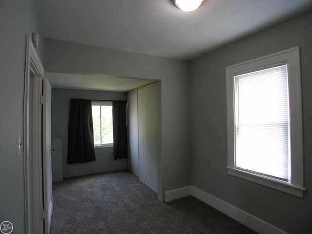 25151 Dodge Street, Roseville, MI 48066