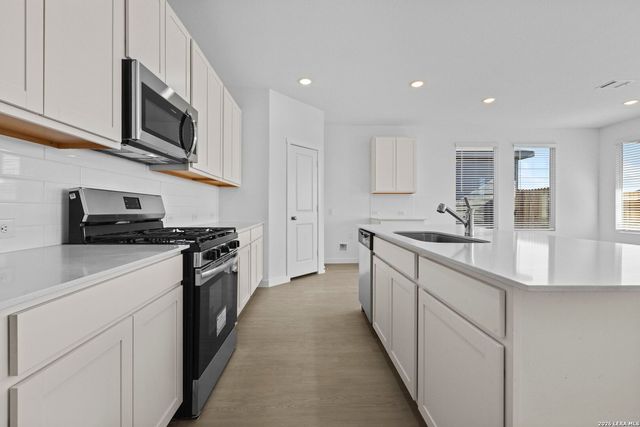 1887 Nuthatch Ridge, New Braunfels, TX 78130