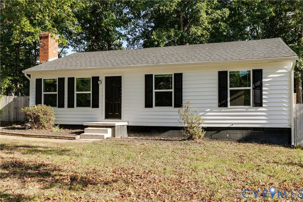5213 Oakforest Dr, Chesterfield, VA 23832