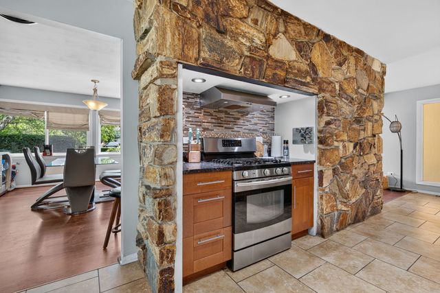 21000 Apollo Circle, Olympia Fields, IL 60461
