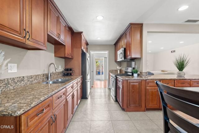 2820 Rock Street, Simi Valley, CA 93065