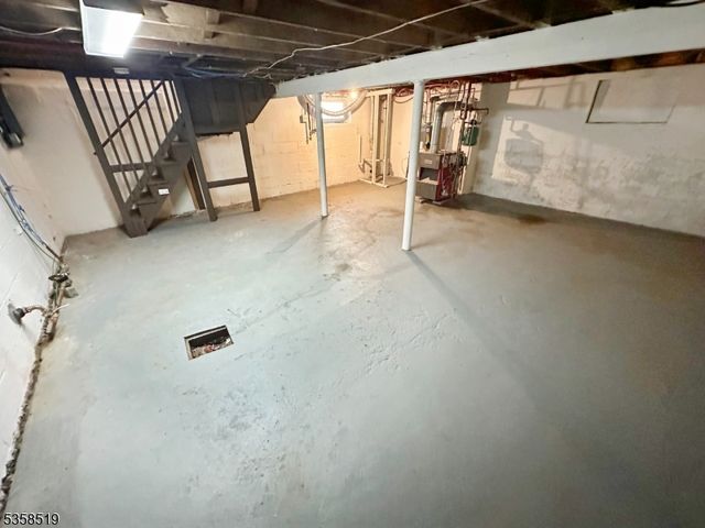 214 Maple Ave, Irvington Twp., NJ 07111