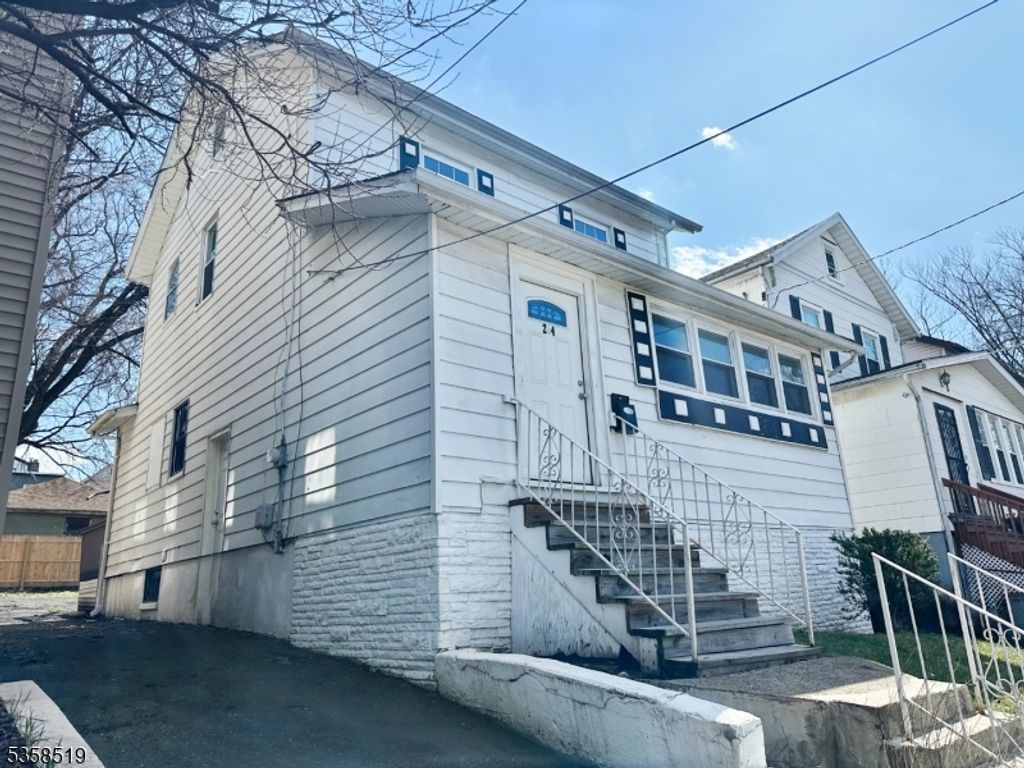 214 Maple Ave, Irvington Twp., NJ 07111
