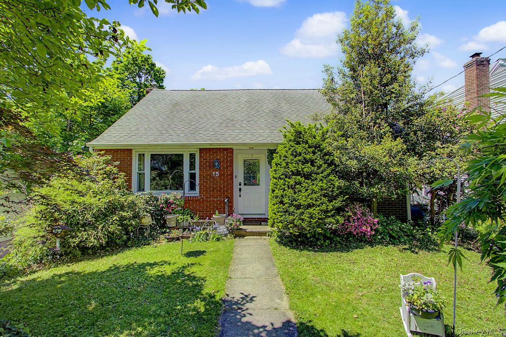 15 Beverly Road, Yonkers, NY 10710