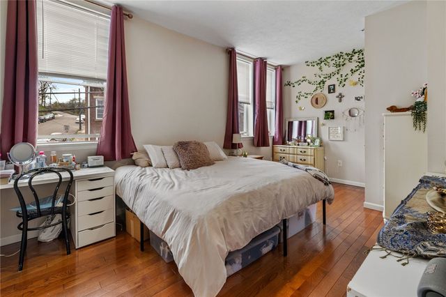 5239 Wickliff St, Lawrenceville, PA 15201