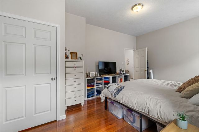 5239 Wickliff St, Lawrenceville, PA 15201