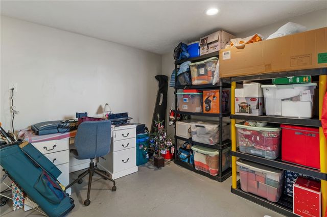 5239 Wickliff St, Lawrenceville, PA 15201