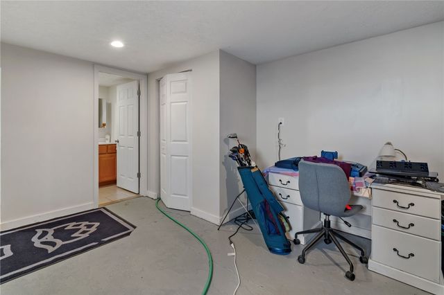 5239 Wickliff St, Lawrenceville, PA 15201