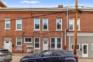 5239 Wickliff St, Lawrenceville, PA 15201