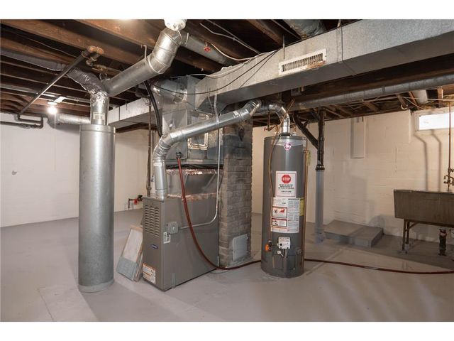 1333 Pacific St, Saint Paul, MN 55106