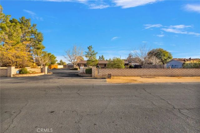 14415 Erie, Apple Valley, CA 92307