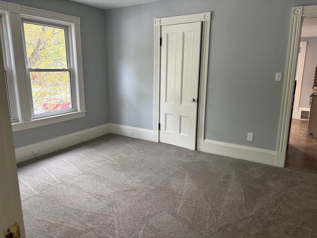 393 Main Street, Nashua, NH 03060
