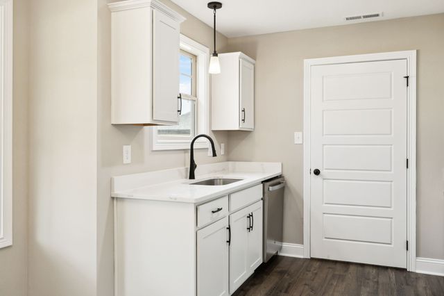 29 Echo Ridge, Oak Grove, KY 42262