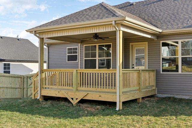 29 Echo Ridge, Oak Grove, KY 42262