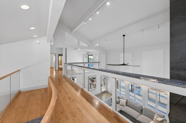 2788 W Bluff Avenue, Fresno, CA 93711