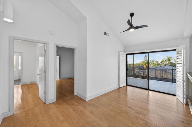 2788 W Bluff Avenue, Fresno, CA 93711