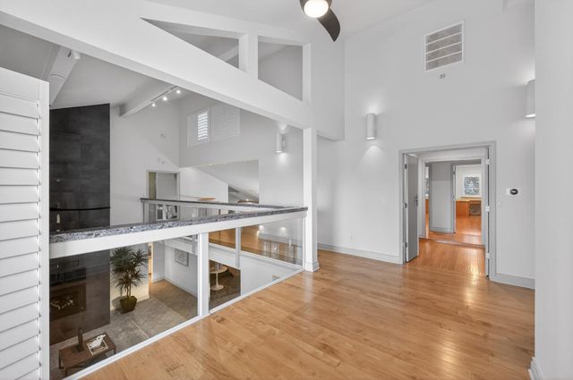 2788 W Bluff Avenue, Fresno, CA 93711