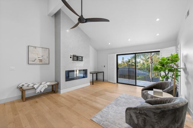 2788 W Bluff Avenue, Fresno, CA 93711