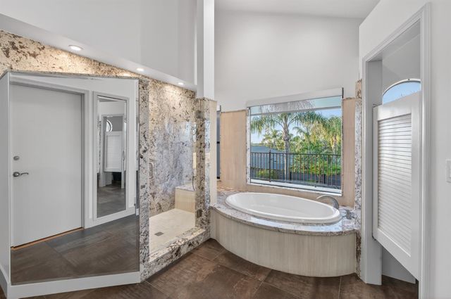 2788 W Bluff Avenue, Fresno, CA 93711