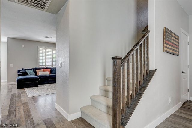 10447 Bush Mountain Avenue, Las Vegas, NV 89166