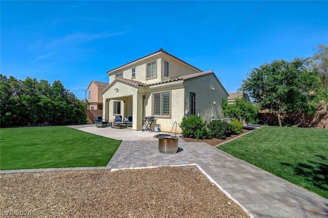 10447 Bush Mountain Avenue, Las Vegas, NV 89166