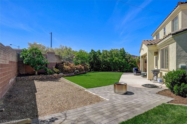 10447 Bush Mountain Avenue, Las Vegas, NV 89166