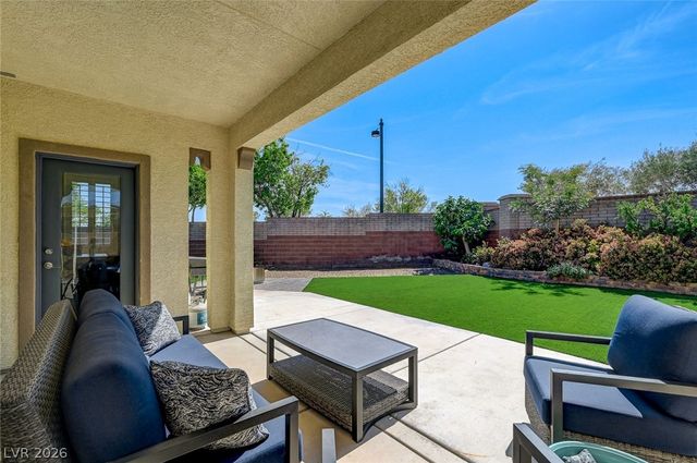 10447 Bush Mountain Avenue, Las Vegas, NV 89166