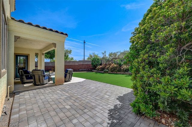 10447 Bush Mountain Avenue, Las Vegas, NV 89166