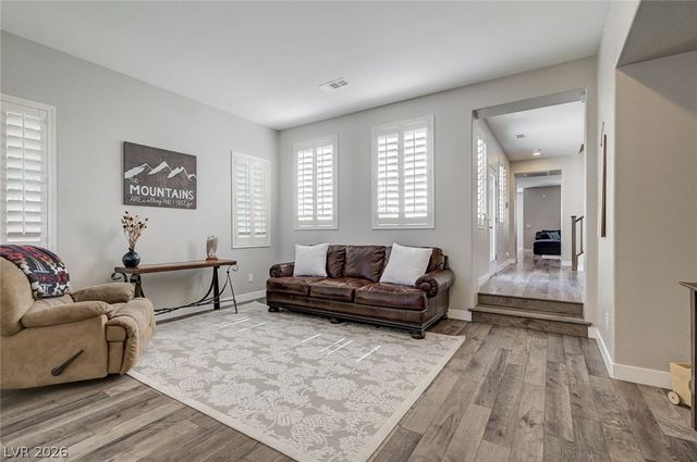 10447 Bush Mountain Avenue, Las Vegas, NV 89166