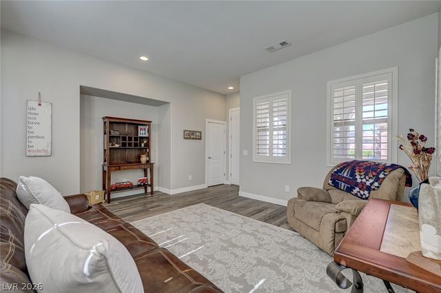 10447 Bush Mountain Avenue, Las Vegas, NV 89166